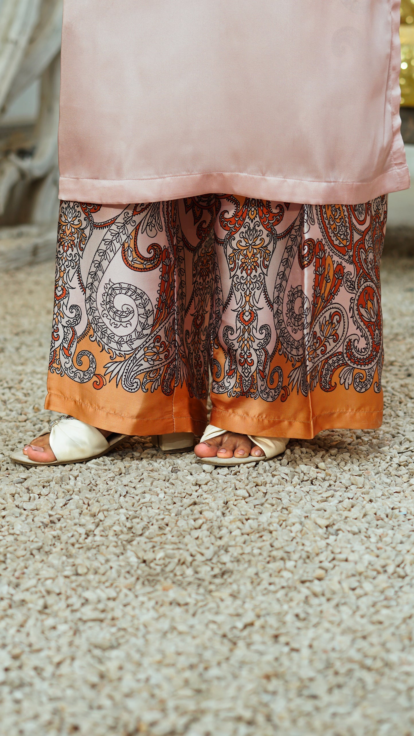 Peach Paisley