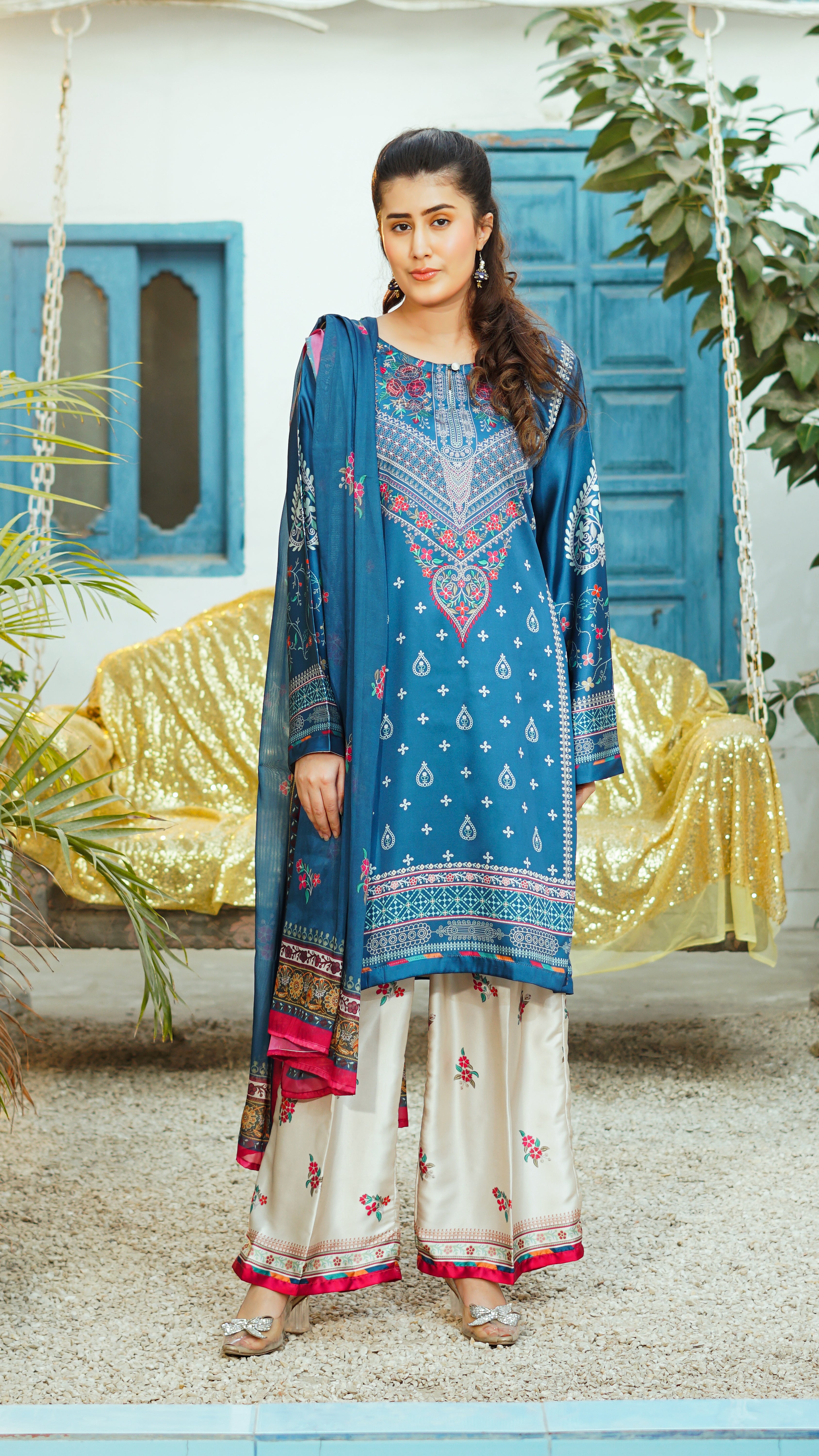 Firoza Royal